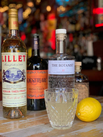 A classic summer cocktail gets a fresh twist: Spanish Gin & Tonic